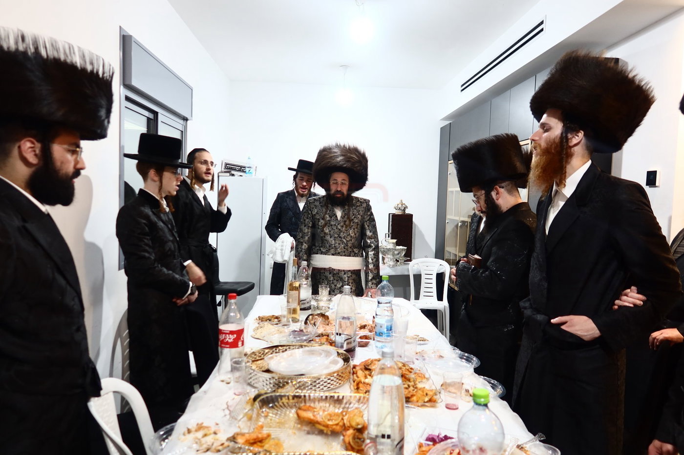 מוצ"ש חוה"מ פסח בחצה"ק מעזבוז