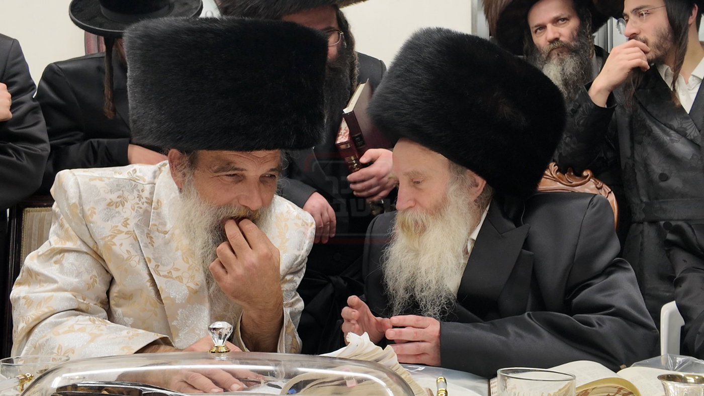 האדמו"ר הגרי"מ מורגנשטרן בביקור אצל האדמו"ר מאשלג בני היכלא