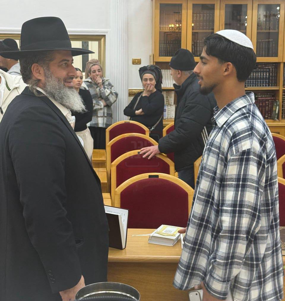 פסח ומימונה בצל המלחמה | 'זופניק בכיכר' עם כל התמונות, הנייעס והחשיפות של השבוע