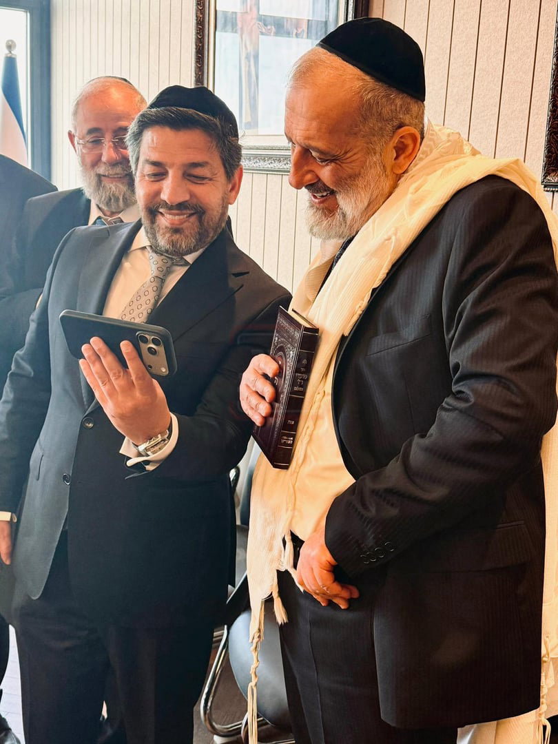 פסח ומימונה בצל המלחמה | 'זופניק בכיכר' עם כל התמונות, הנייעס והחשיפות של השבוע