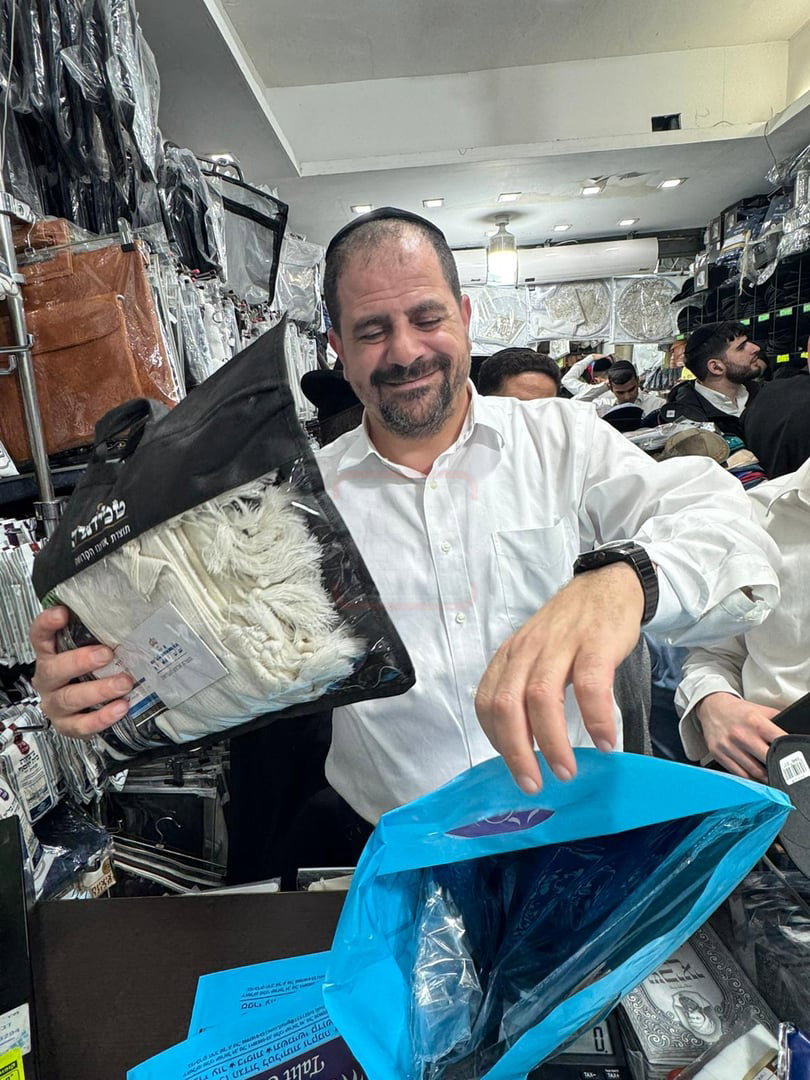 פסח ומימונה בצל המלחמה | 'זופניק בכיכר' עם כל התמונות, הנייעס והחשיפות של השבוע