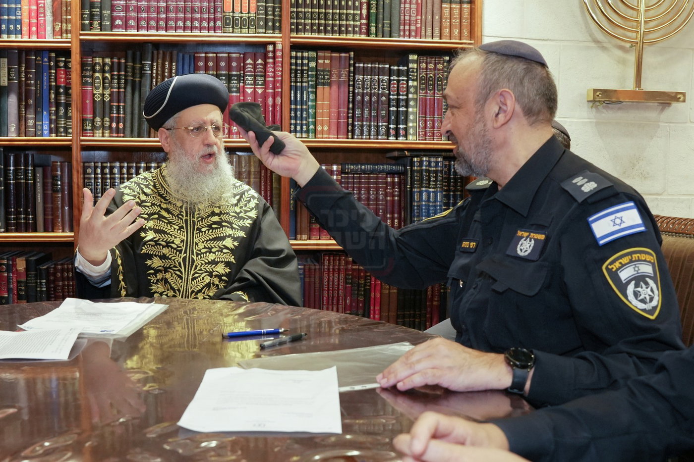 פסח ומימונה בצל המלחמה | 'זופניק בכיכר' עם כל התמונות, הנייעס והחשיפות של השבוע