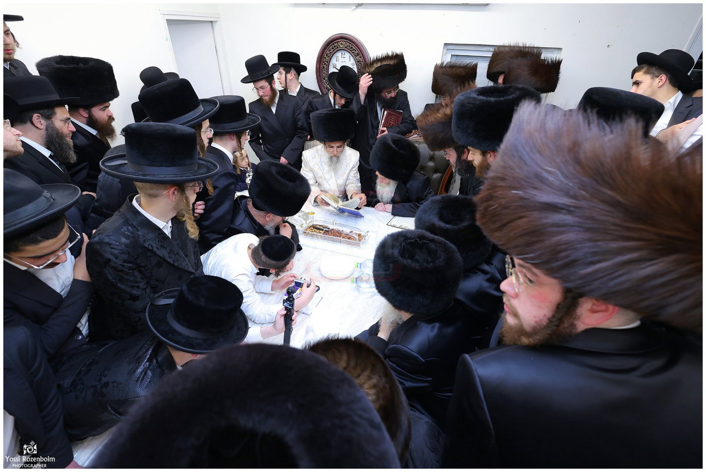 האדמו"ר הגרי"מ מורגנשטרן בביקור אצל האדמו"ר מאשלג בני היכלא
