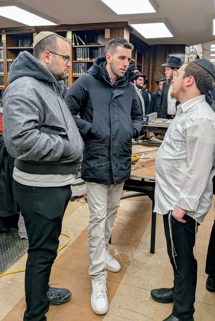 פסח ומימונה בצל המלחמה | 'זופניק בכיכר' עם כל התמונות, הנייעס והחשיפות של השבוע