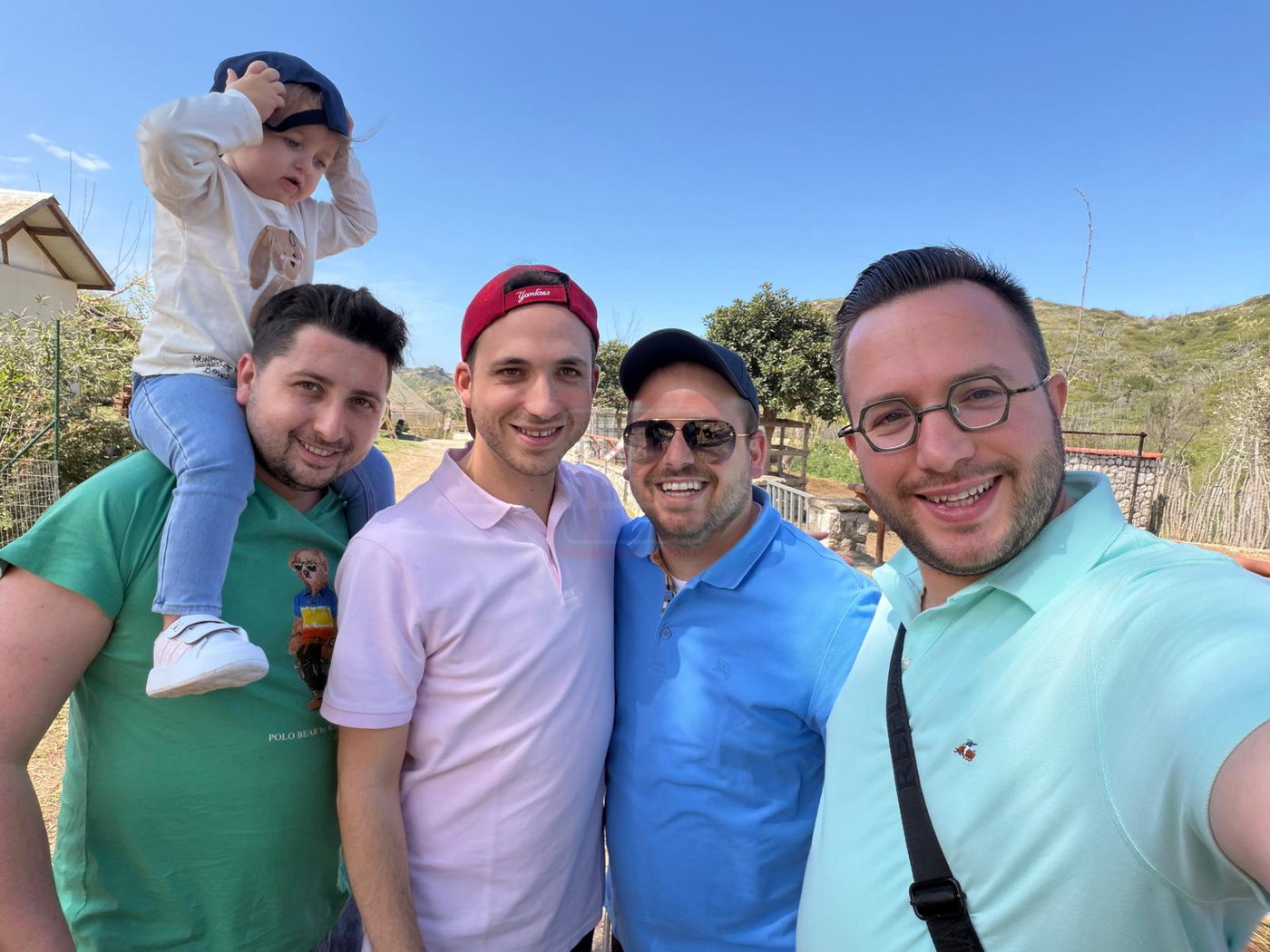 פסח ומימונה בצל המלחמה | 'זופניק בכיכר' עם כל התמונות, הנייעס והחשיפות של השבוע