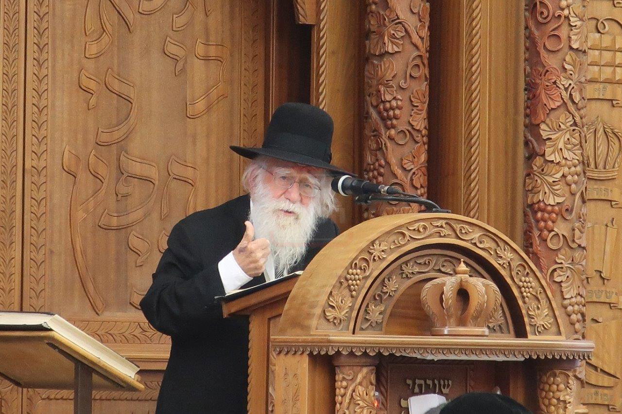 מראות חיי הגאון רבי אברהם אלטמן זצ"ל