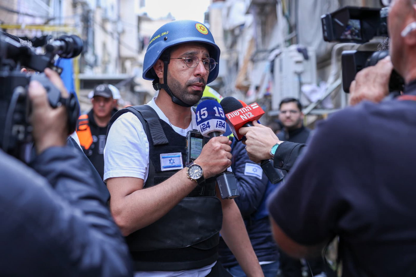 פסח ומימונה בצל המלחמה | 'זופניק בכיכר' עם כל התמונות, הנייעס והחשיפות של השבוע