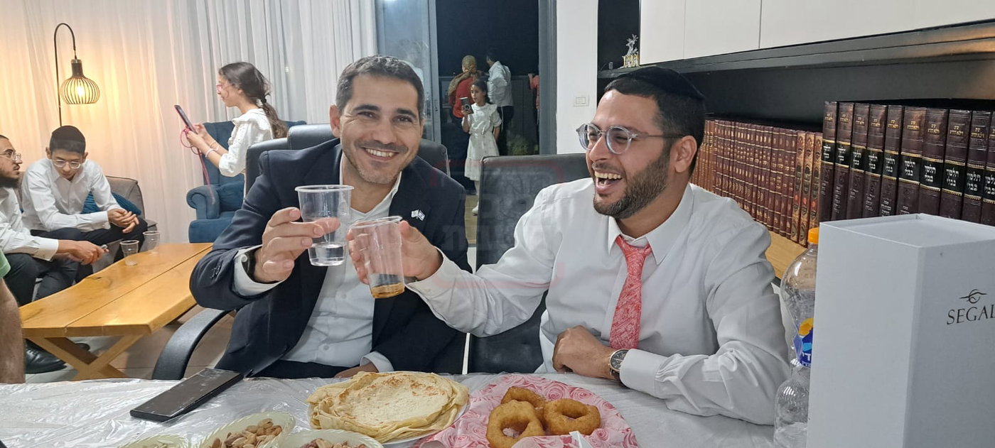 פסח ומימונה בצל המלחמה | 'זופניק בכיכר' עם כל התמונות, הנייעס והחשיפות של השבוע