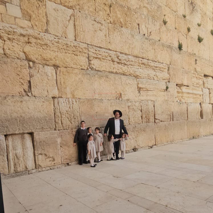 פסח ומימונה בצל המלחמה | 'זופניק בכיכר' עם כל התמונות, הנייעס והחשיפות של השבוע