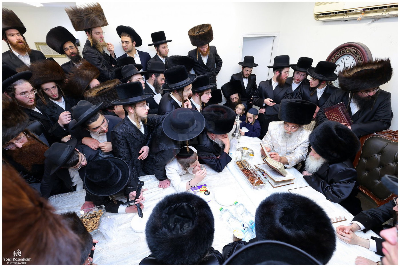 האדמו"ר הגרי"מ מורגנשטרן בביקור אצל האדמו"ר מאשלג בני היכלא