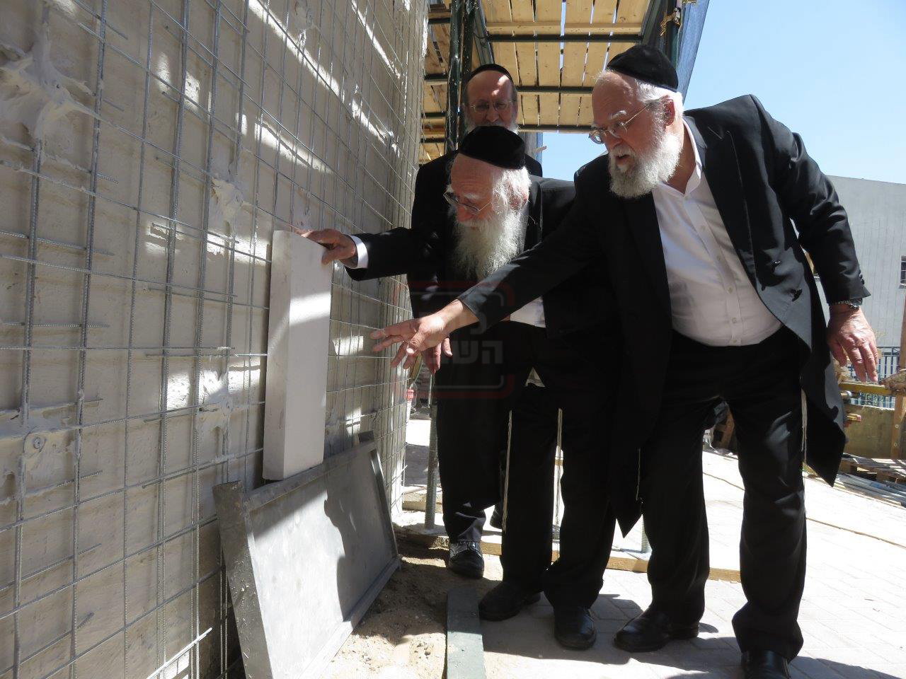 מראות חיי הגאון רבי אברהם אלטמן זצ"ל