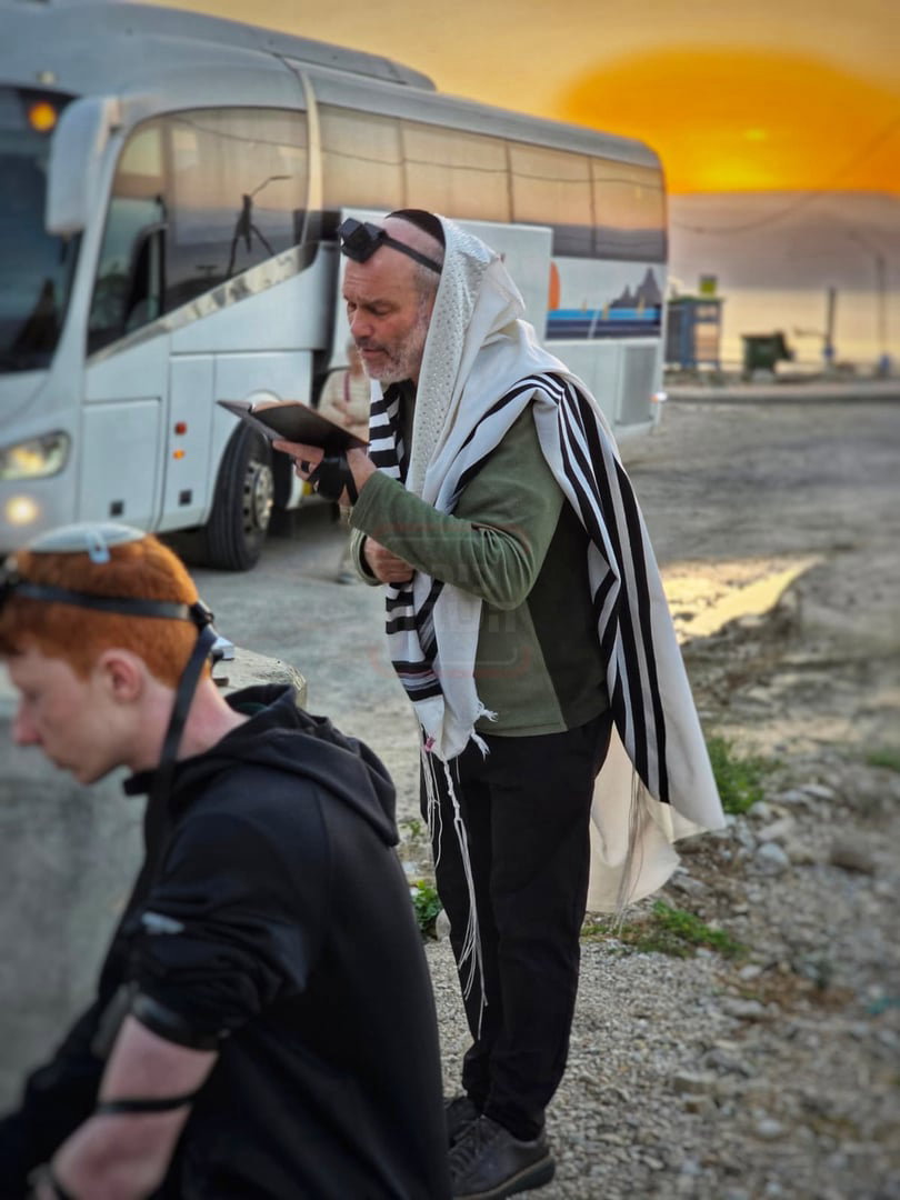 פסח ומימונה בצל המלחמה | 'זופניק בכיכר' עם כל התמונות, הנייעס והחשיפות של השבוע