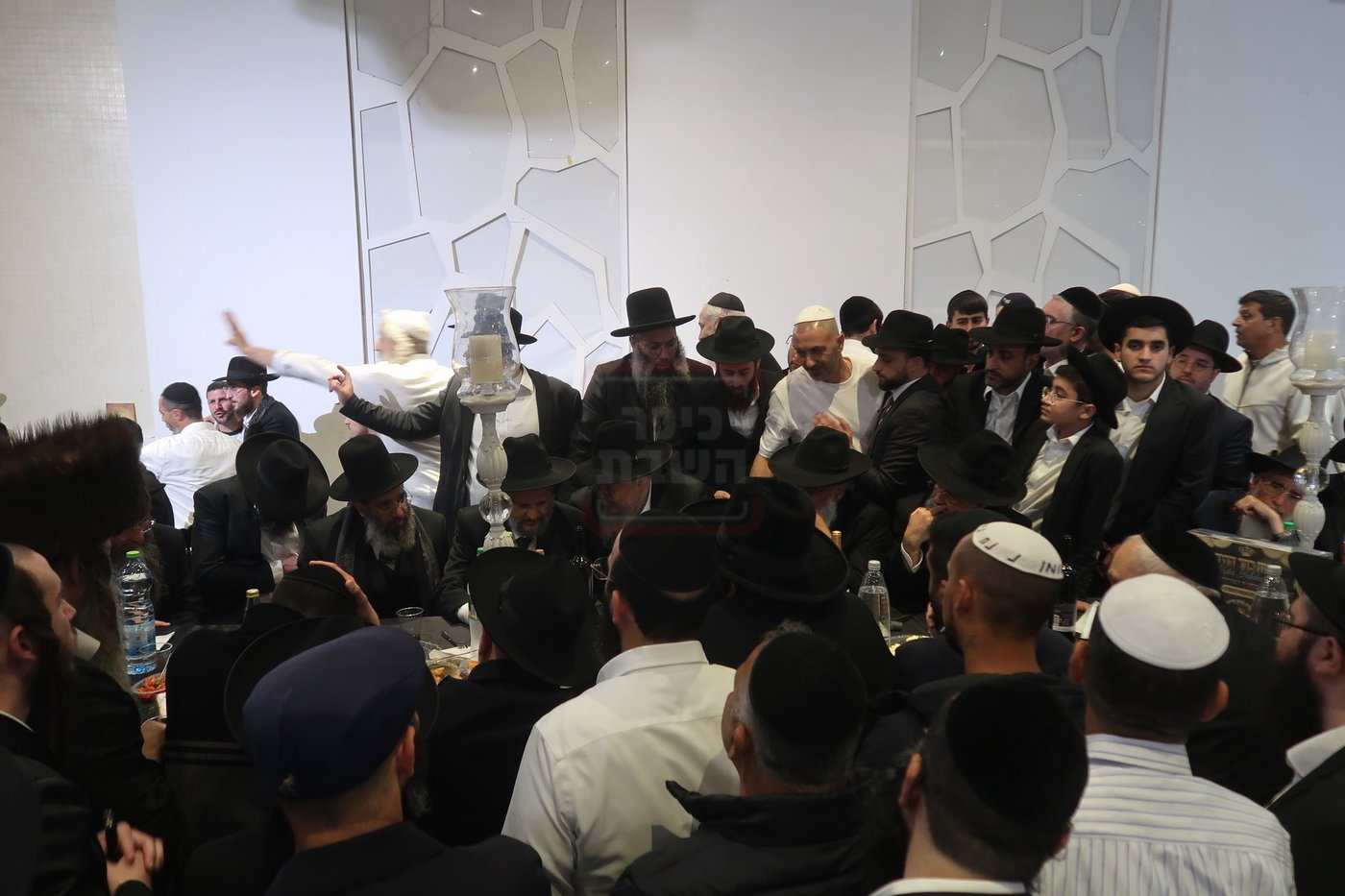 האדמו״ר רבי ישועה ורחמים אבוחצירא בהילולת אביו זצ"ל