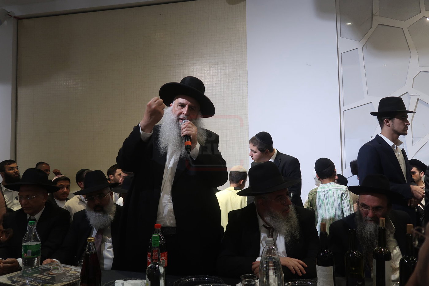 האדמו״ר רבי ישועה ורחמים אבוחצירא בהילולת אביו זצ"ל