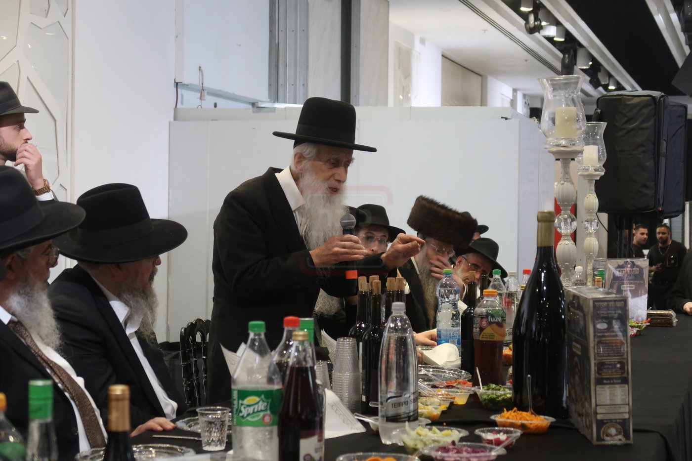 האדמו״ר רבי ישועה ורחמים אבוחצירא בהילולת אביו זצ"ל