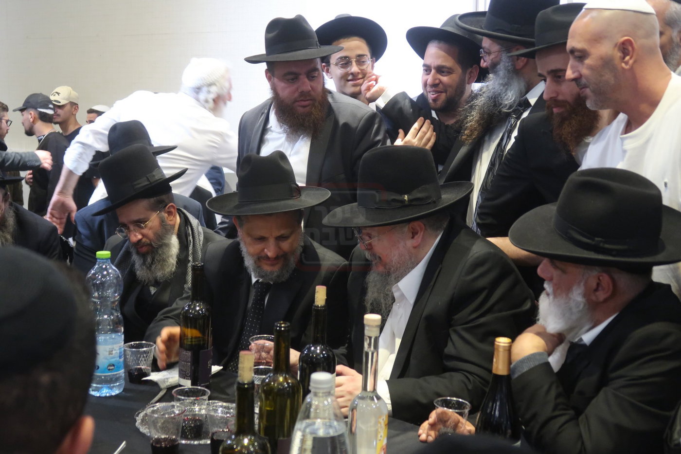 האדמו״ר רבי ישועה ורחמים אבוחצירא בהילולת אביו זצ"ל