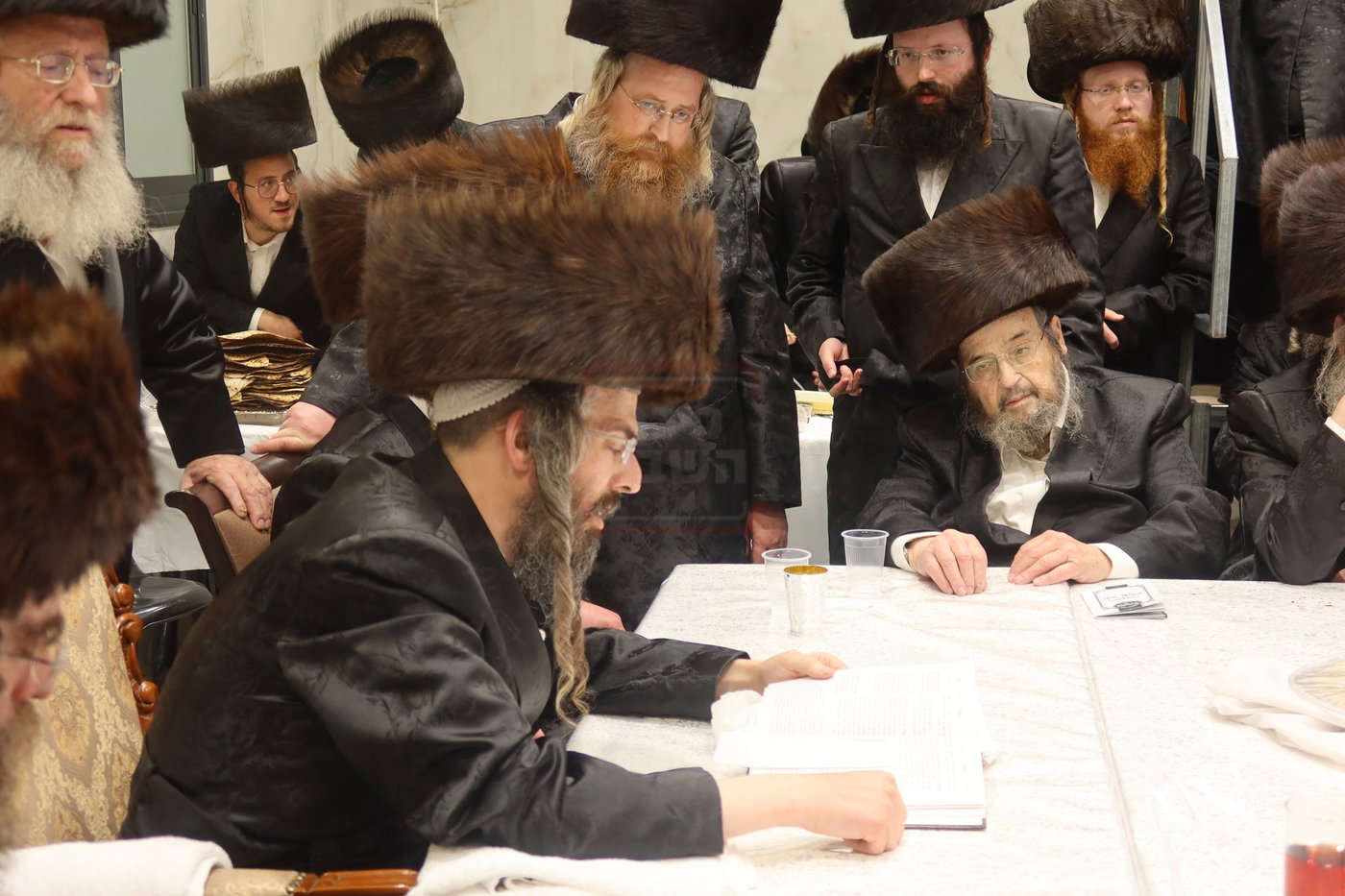 חג הפסח בחצה"ק זוועיהיל