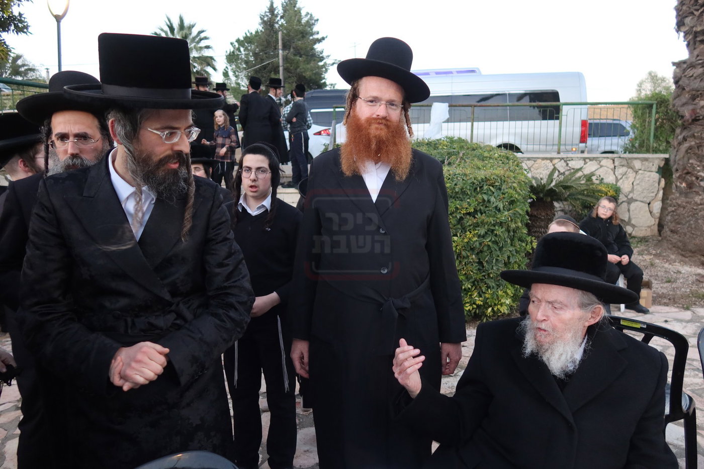 חג הפסח בחצה"ק זוועיהיל