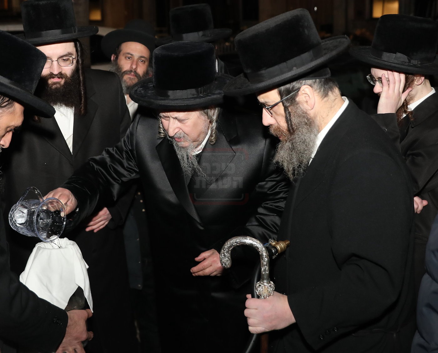 פסח בחצה"ק סקאליע 