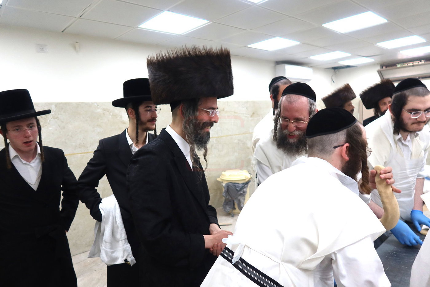 חג הפסח בחצה"ק זוועיהיל