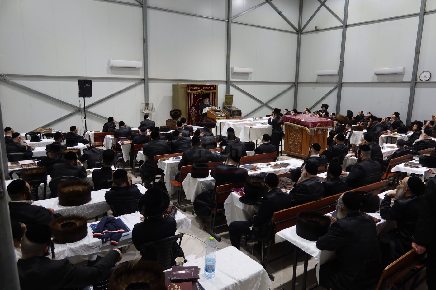 הגרי"ד אלתר בשיעור בחוה"מ פסח בזוטשקא