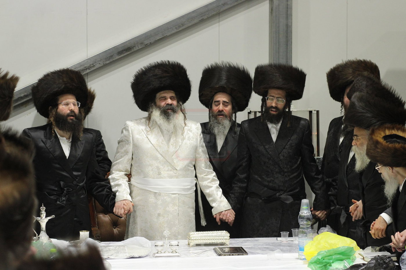 חג הפסח בחצה"ק זוטשקא