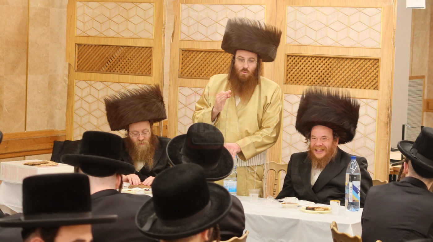 פעילות לבני חו"ל בבעלזא