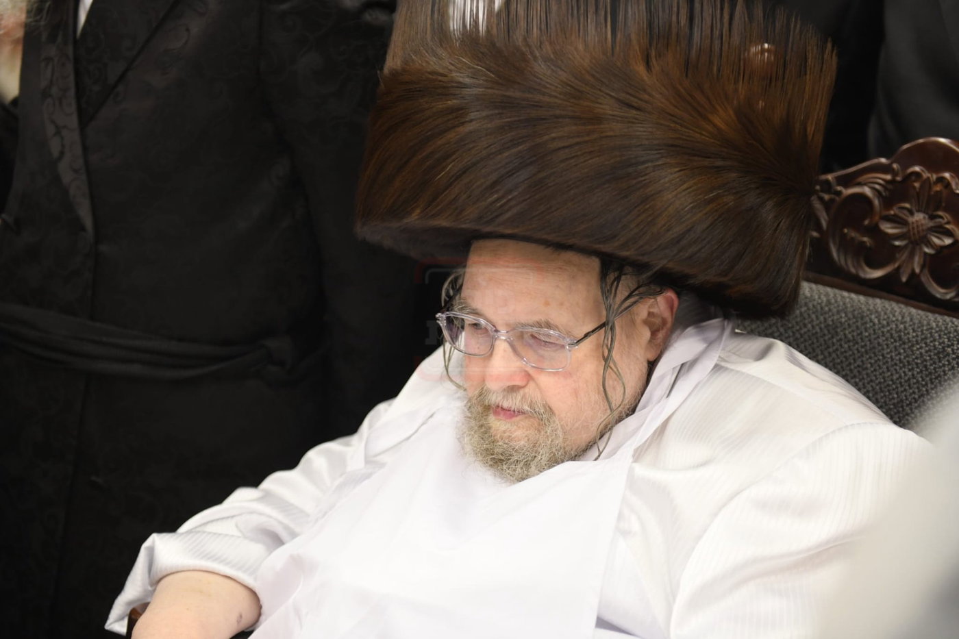 האדמו"ר מבעלזא באפיית מצות מצווה