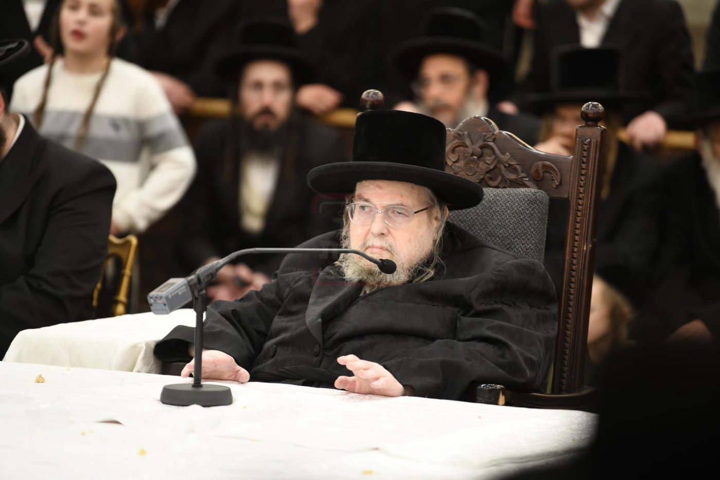 האדמו"ר מבעלזא בסיום בכורים בערב פסח