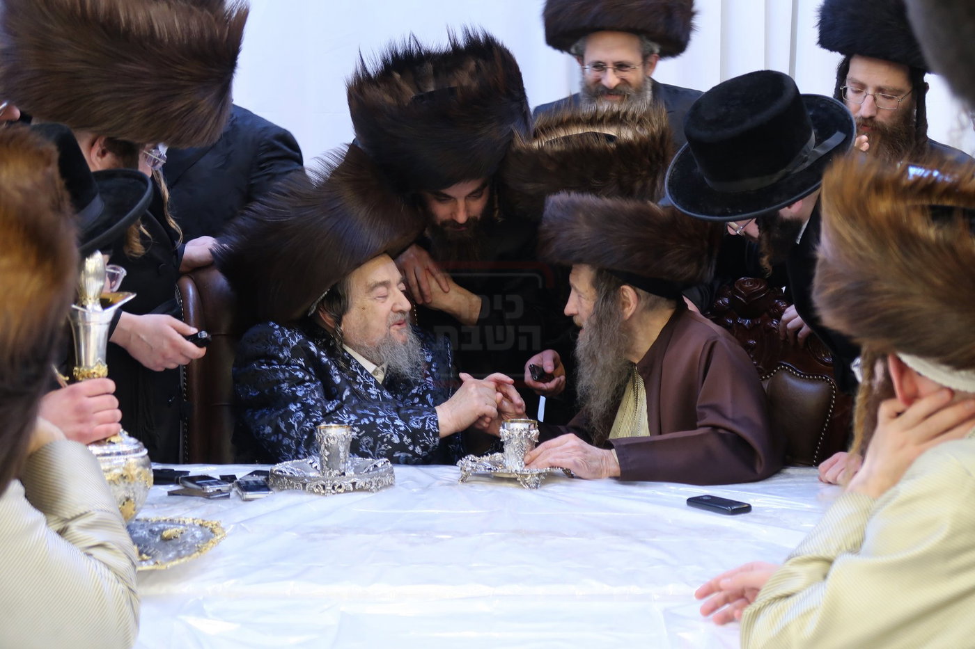 האדמו"ר מלעלוב ניקלשבורג בביקור אצל  הגרי"מ שעכטער