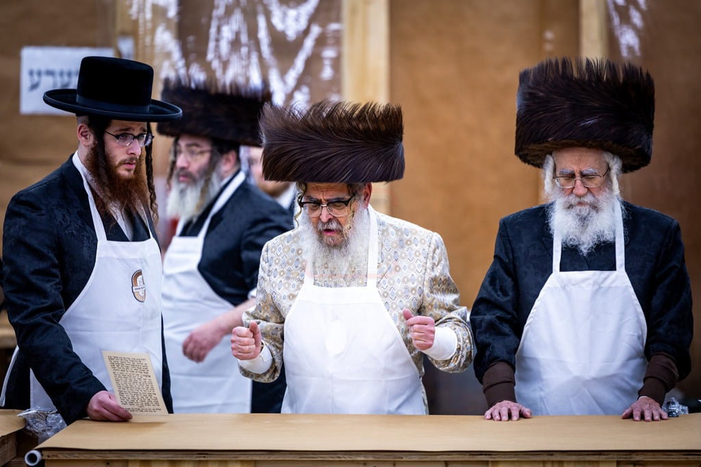 האדמו"ר מסאטמר באפיית מצות מצווה