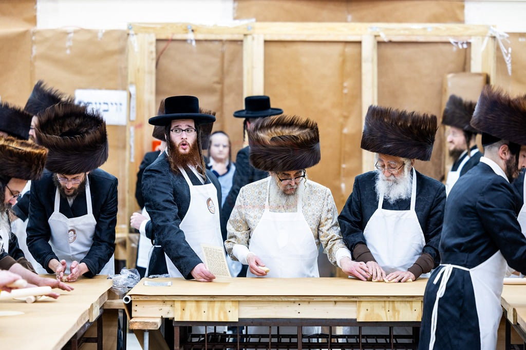 האדמו"ר מסאטמר באפיית מצות מצווה