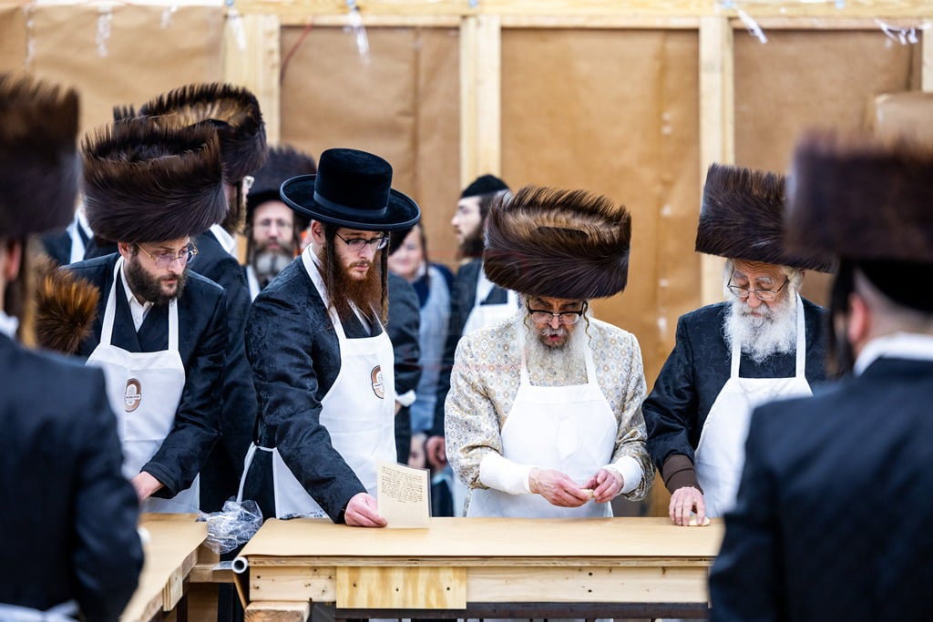 האדמו"ר מסאטמר באפיית מצות מצווה