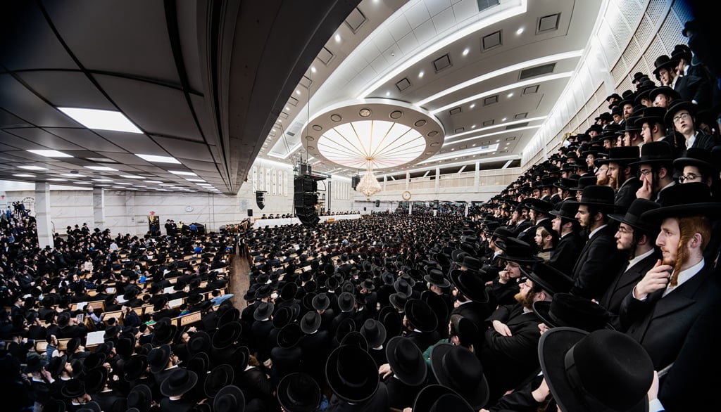 האדמו"ר מסאטמר בשאיבת מים שלנו