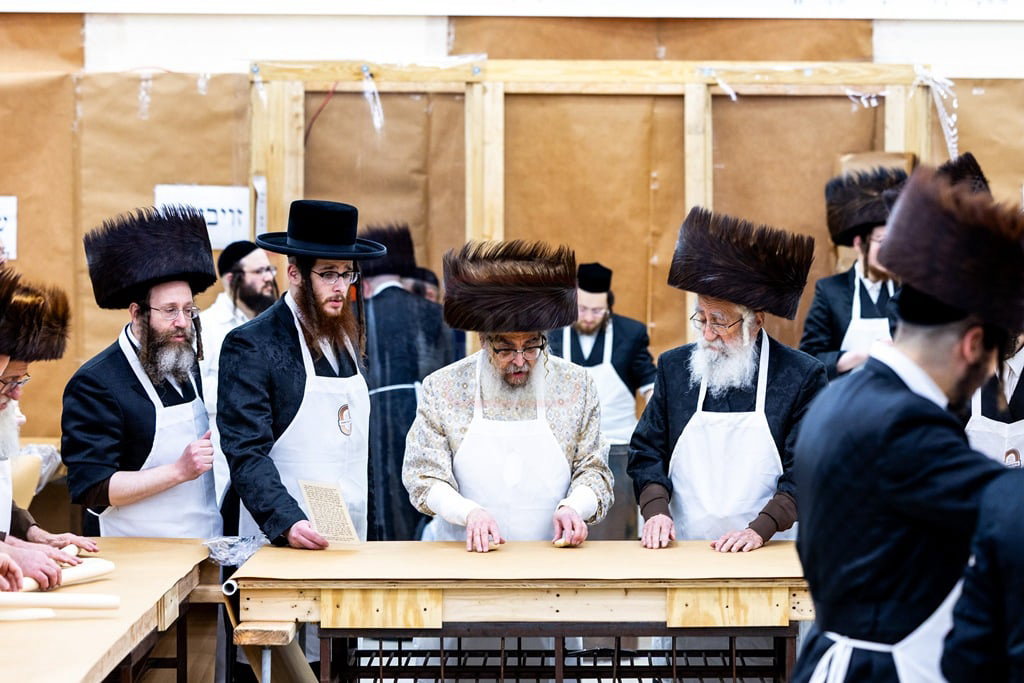 האדמו"ר מסאטמר באפיית מצות מצווה