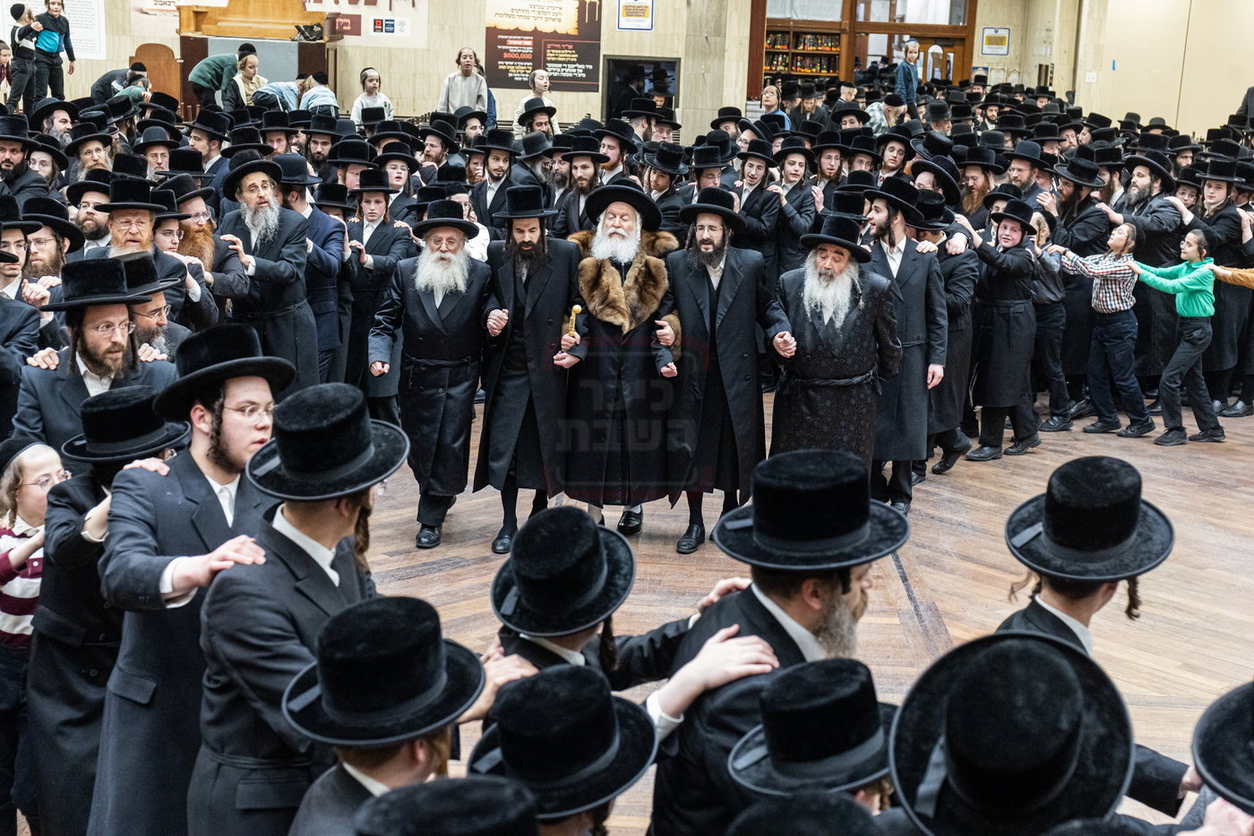 האדמו"ר מבאבוב במים שלנו