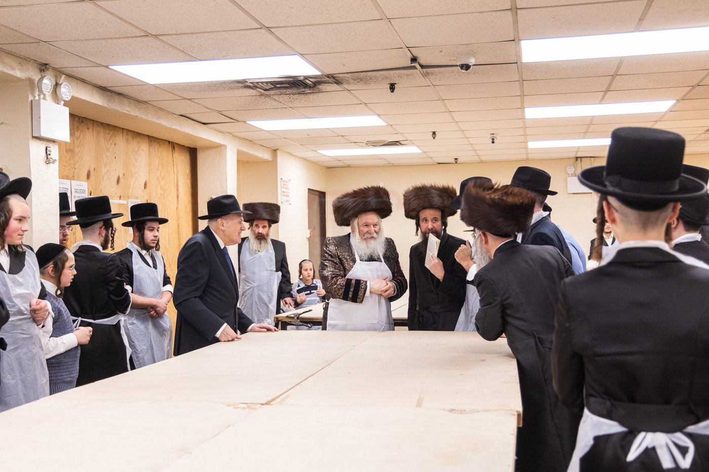 האדמו"ר מבאבוב באפיית מצות מצווה