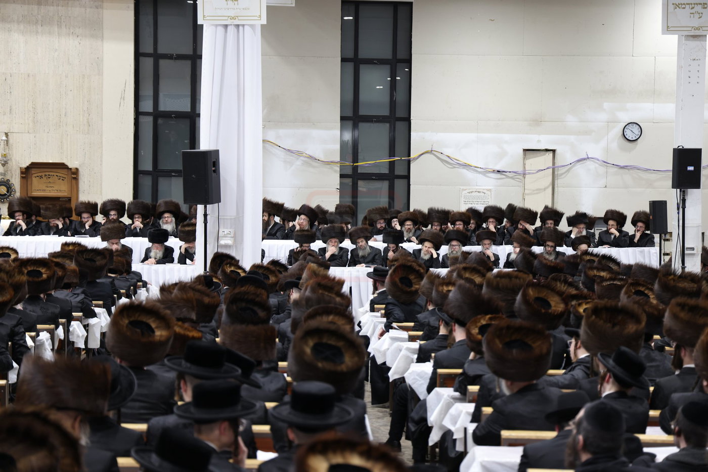 חג הפסח בחצה"ק סאטמר