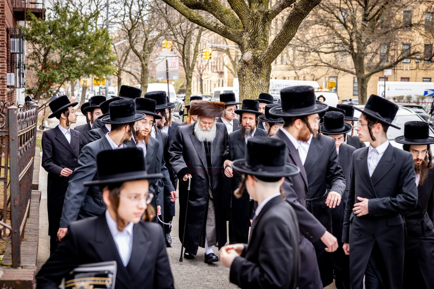 האדמו"ר מבאבוב בטיש ערב פסח