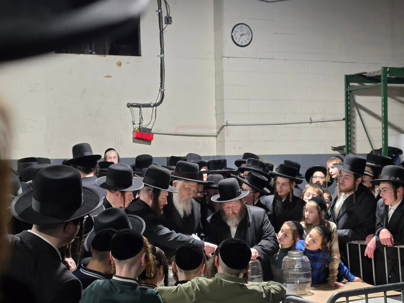 חג הפסח בחצה"ק סאטמר