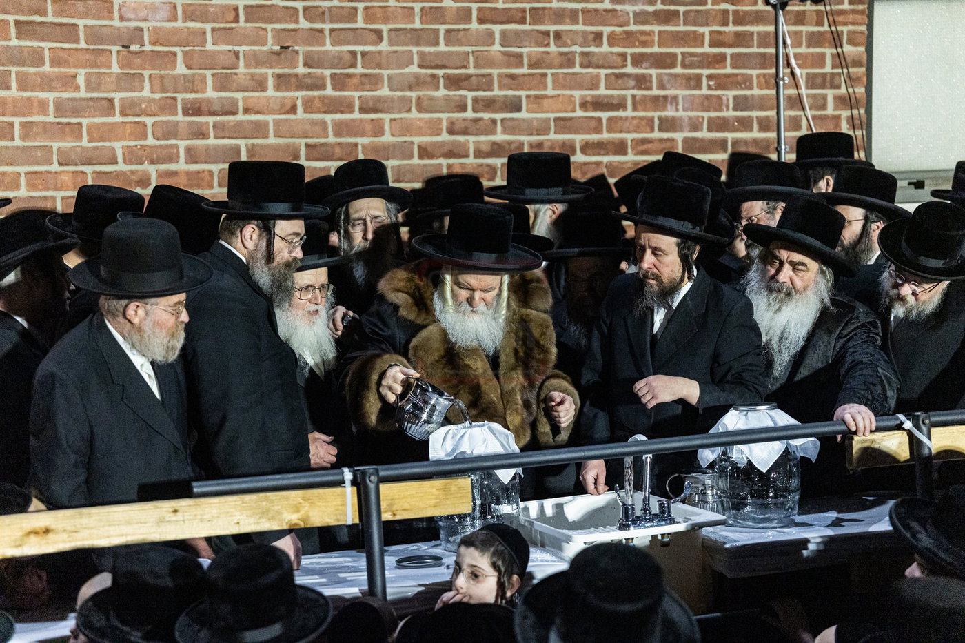 האדמו"ר מבאבוב במים שלנו