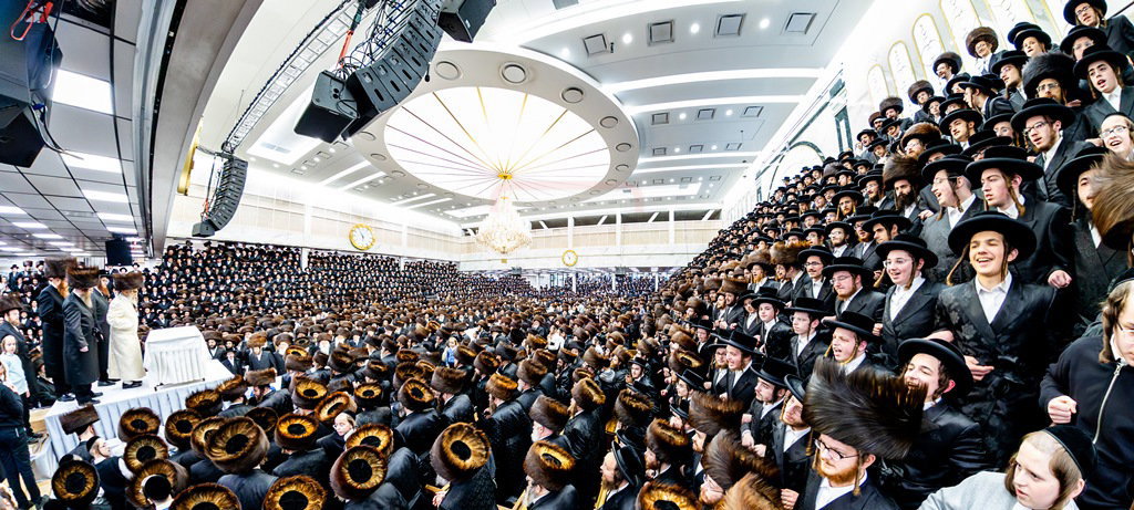 מעמד הפייסות ומסירת מתנות כהונה בסאטמר
