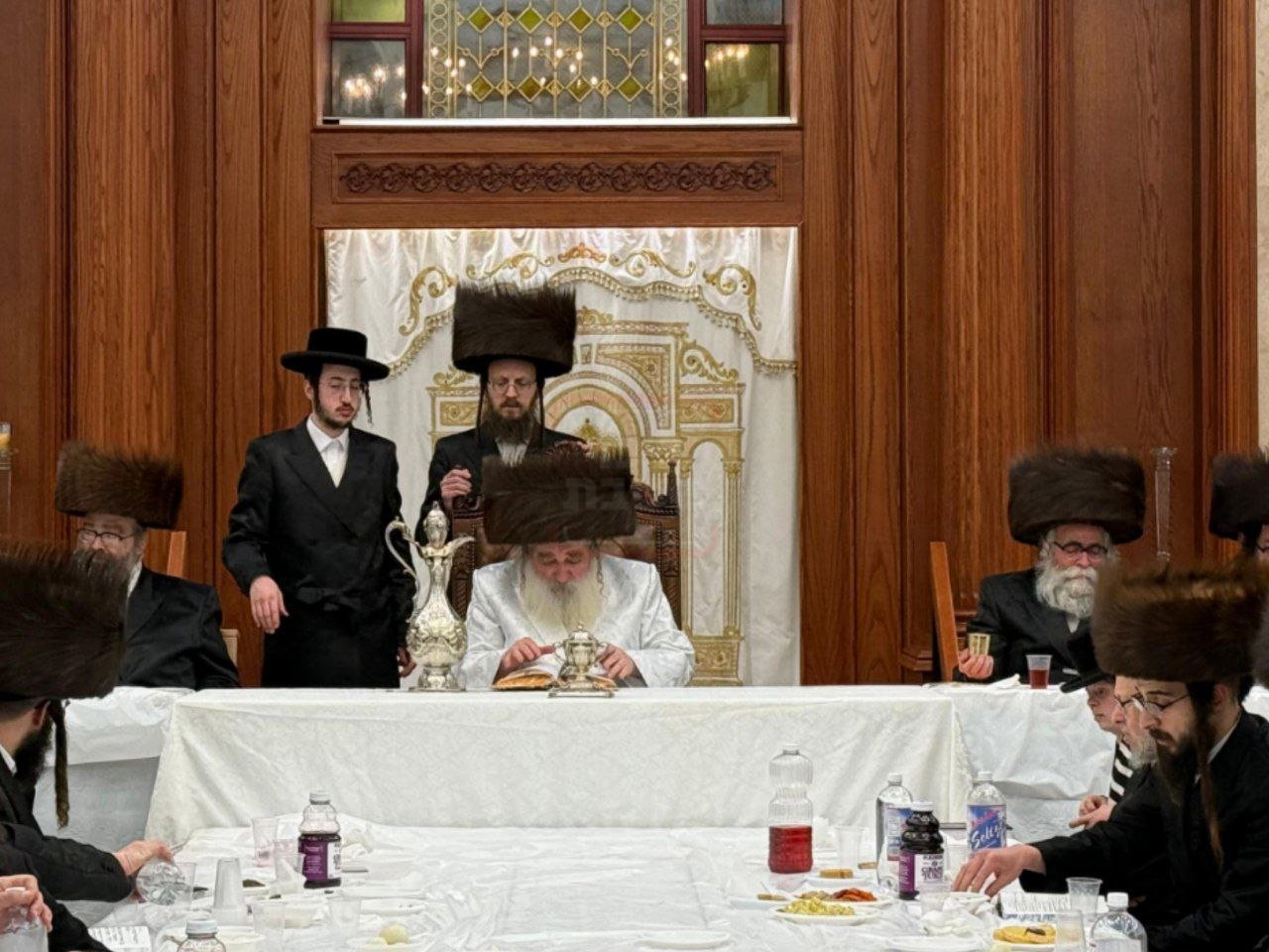 חג הפסח בחצה"ק קראלי