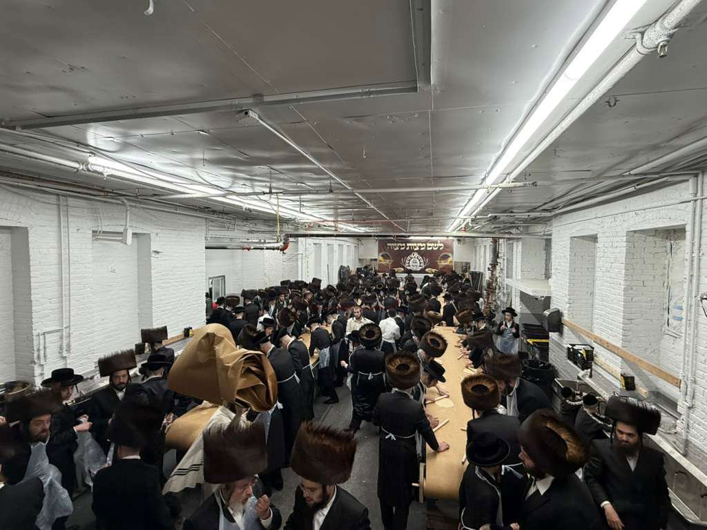 חג הפסח בחצה"ק קראלי