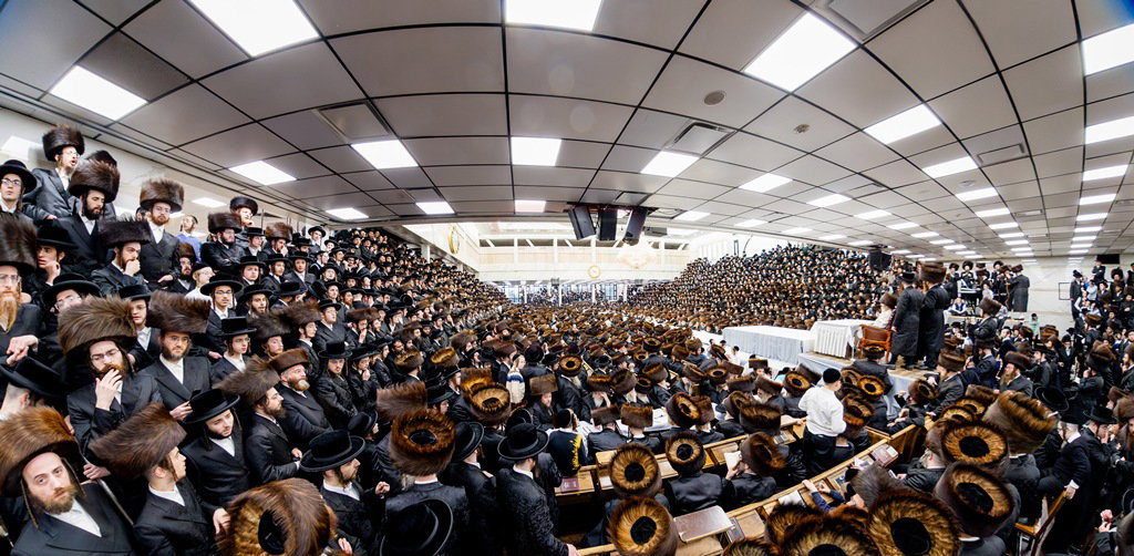 מעמד הפייסות ומסירת מתנות כהונה בסאטמר