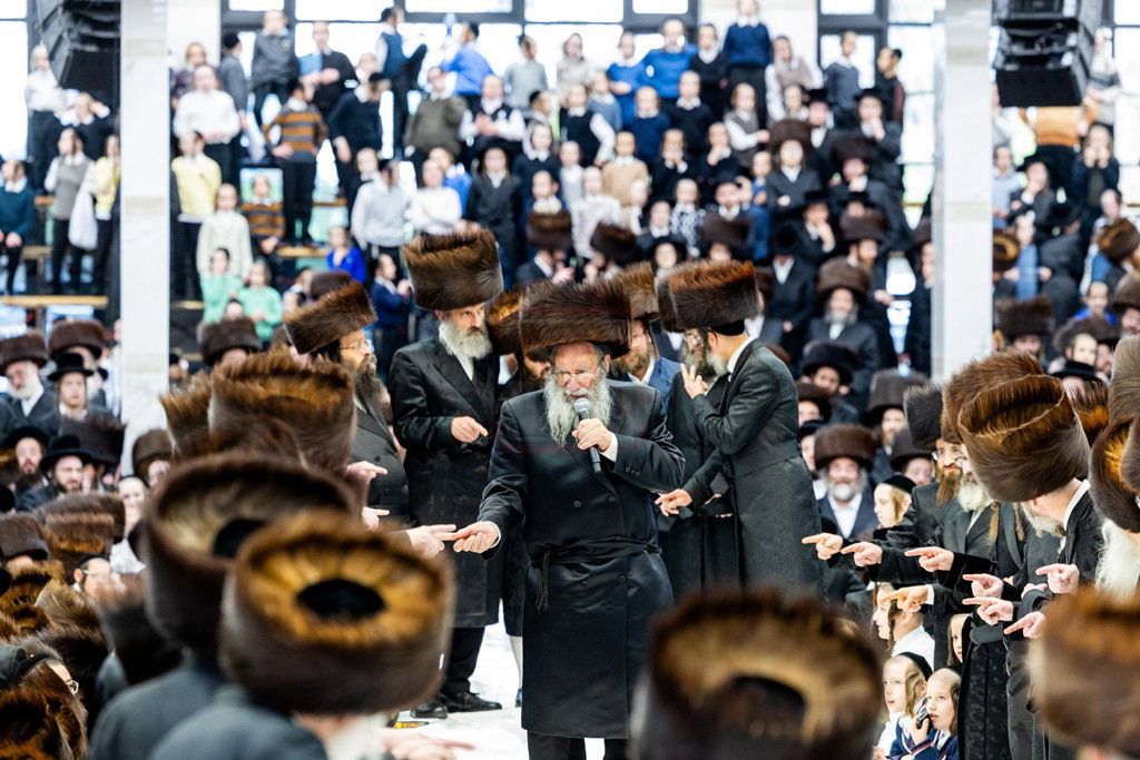 מעמד הפייסות ומסירת מתנות כהונה בסאטמר