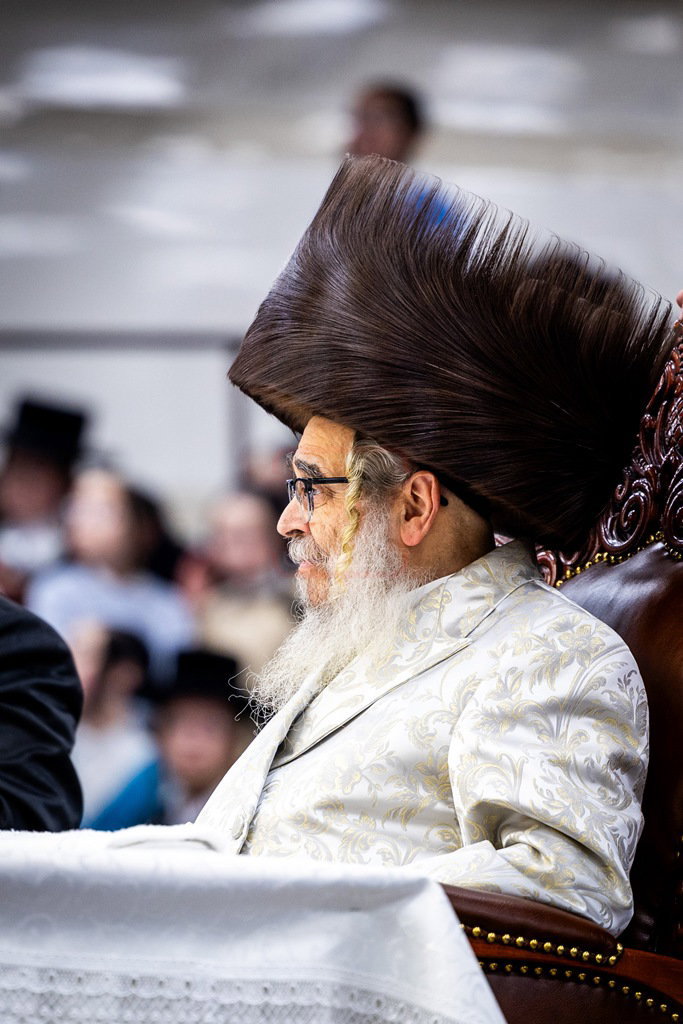 מעמד הפייסות ומסירת מתנות כהונה בסאטמר