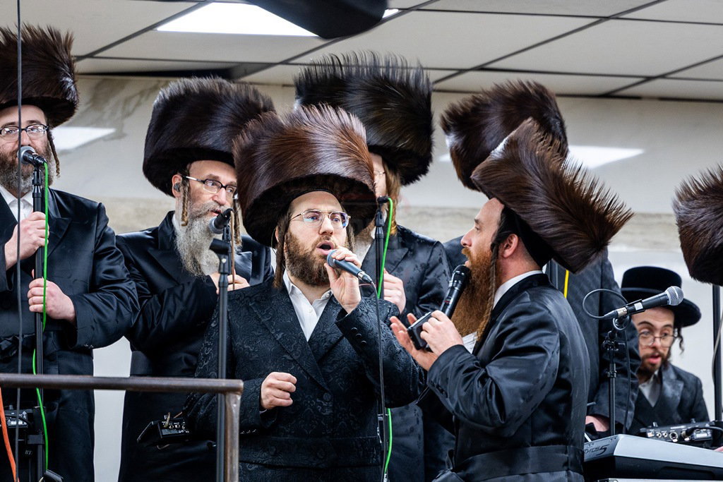 מעמד הפייסות ומסירת מתנות כהונה בסאטמר