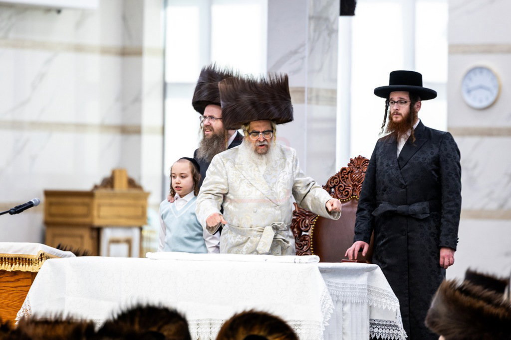 מעמד הפייסות ומסירת מתנות כהונה בסאטמר