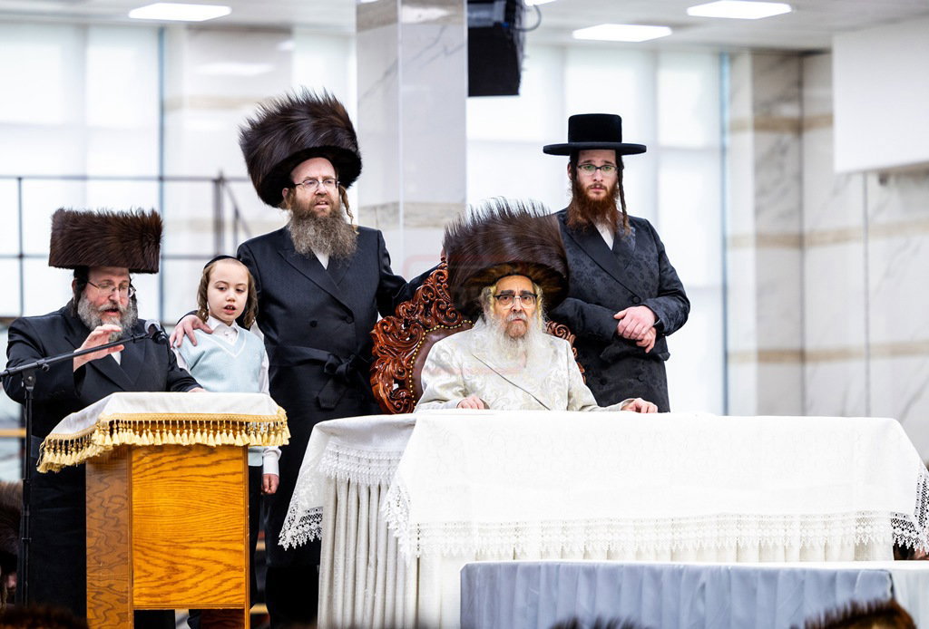 מעמד הפייסות ומסירת מתנות כהונה בסאטמר